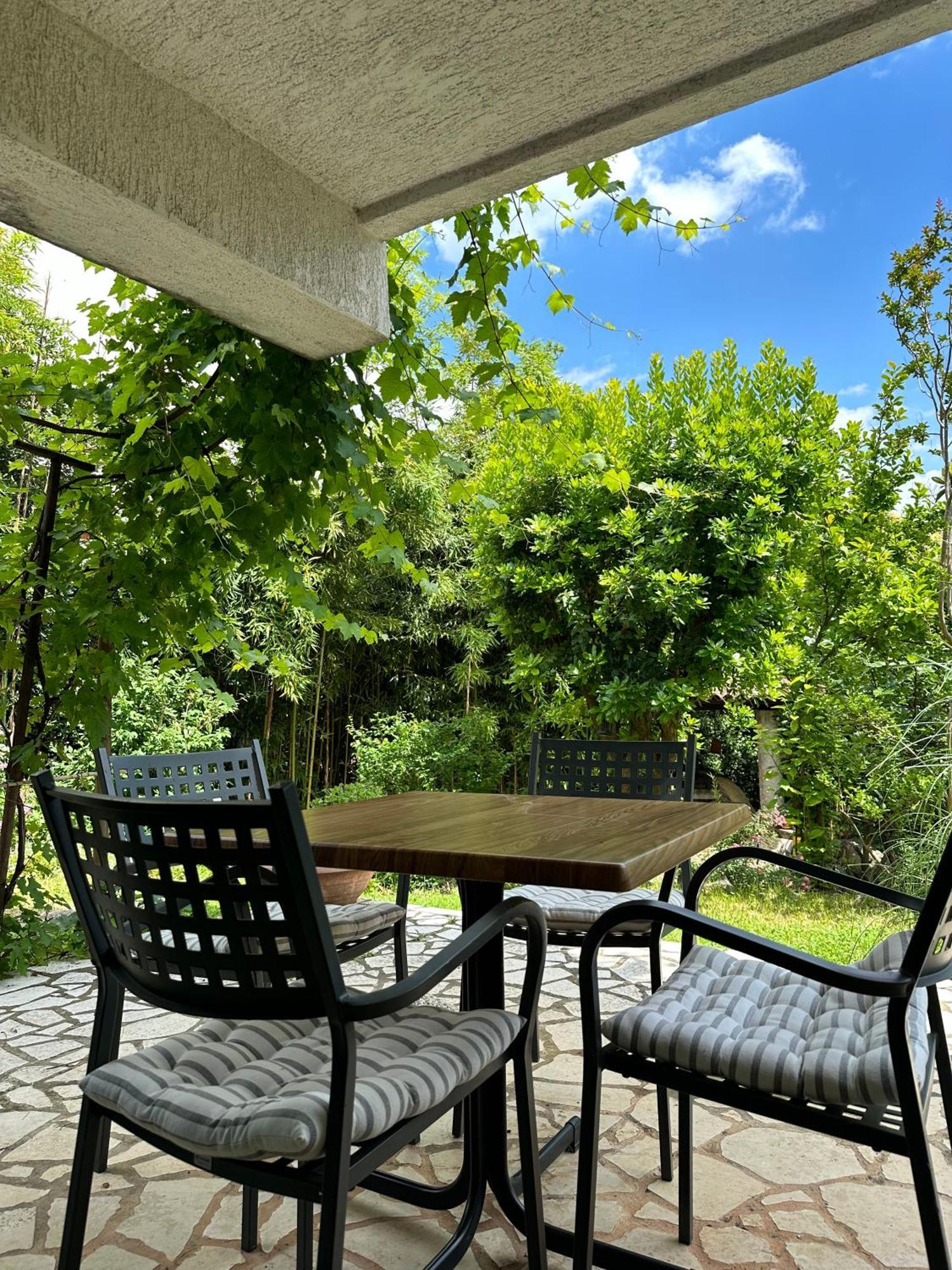 Secret Garden House Apartment Lovran Ngoại thất bức ảnh